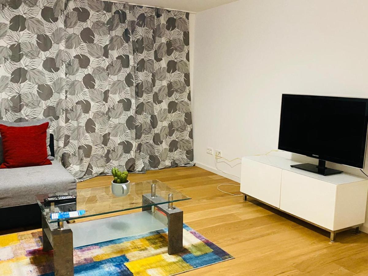 City West Studios Stuttgart Bagian luar foto