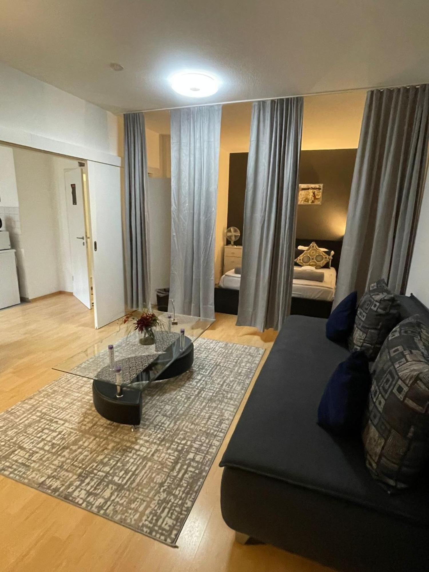 City West Studios Stuttgart Bagian luar foto